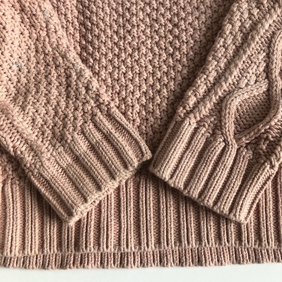 🔺SOLD🔺GAP Cable Knit Cotton Sweater - Picture 4 of 6